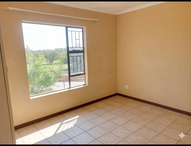 2 BEDROOM TOWNHOUSE FOR SALE IN RIVERSDALE